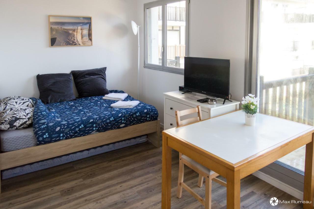 Studio Moderne Acces Plage, Piscine Et Tennis Cabourg Exterior photo