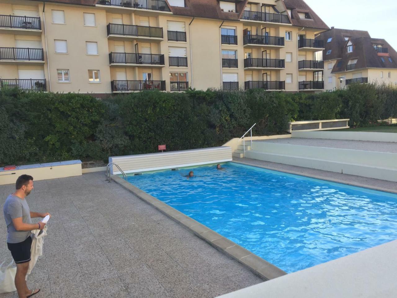 Studio Moderne Acces Plage, Piscine Et Tennis Cabourg Exterior photo